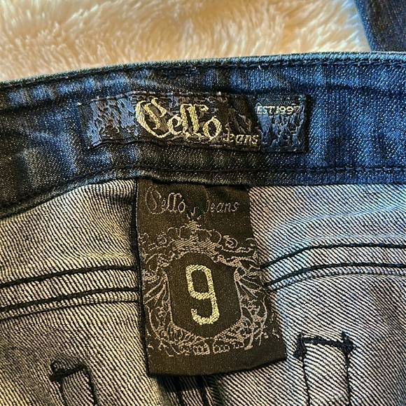 Cello Women's Dark Blue Skinny Jeans Size 9 GUC - Picture 2 of 4